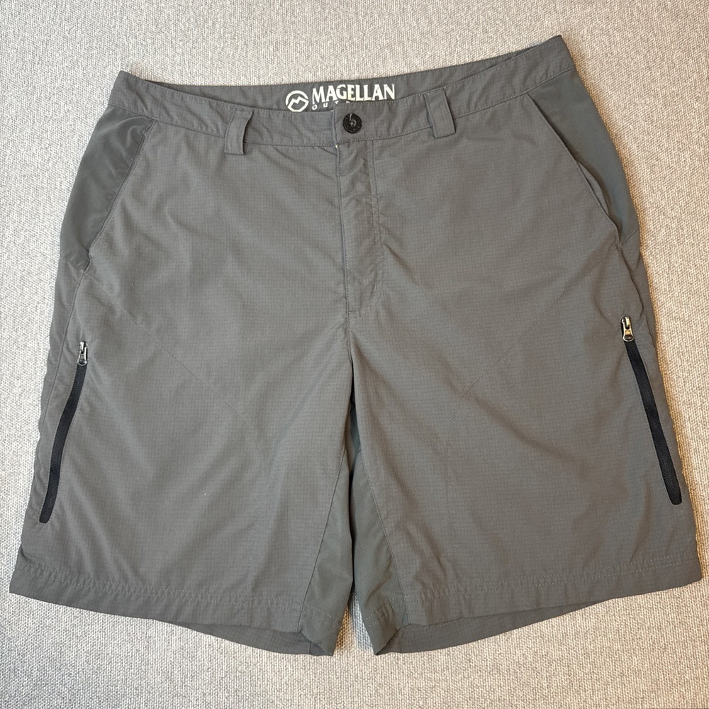 Magellan Men's Gray Outdoors Fish Gear Water Repellent‎ Hybrid Cargo Shorts 36